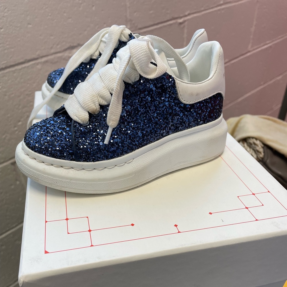 Very very cute shoe for kid, style is beautiful